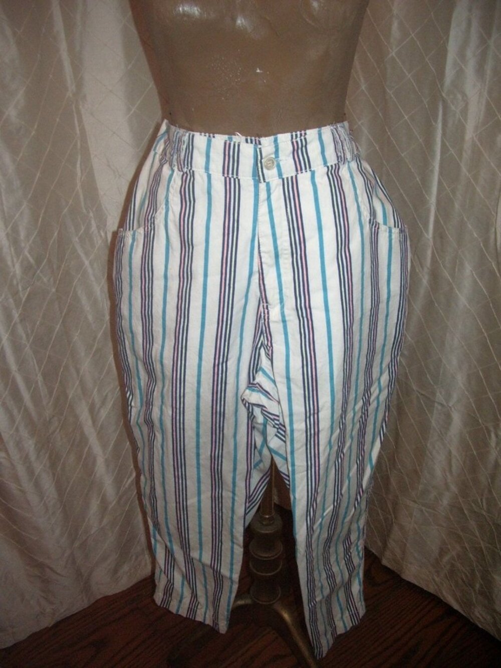 Vintage 80's Capri Pants Calvin Klein size 6 cotton